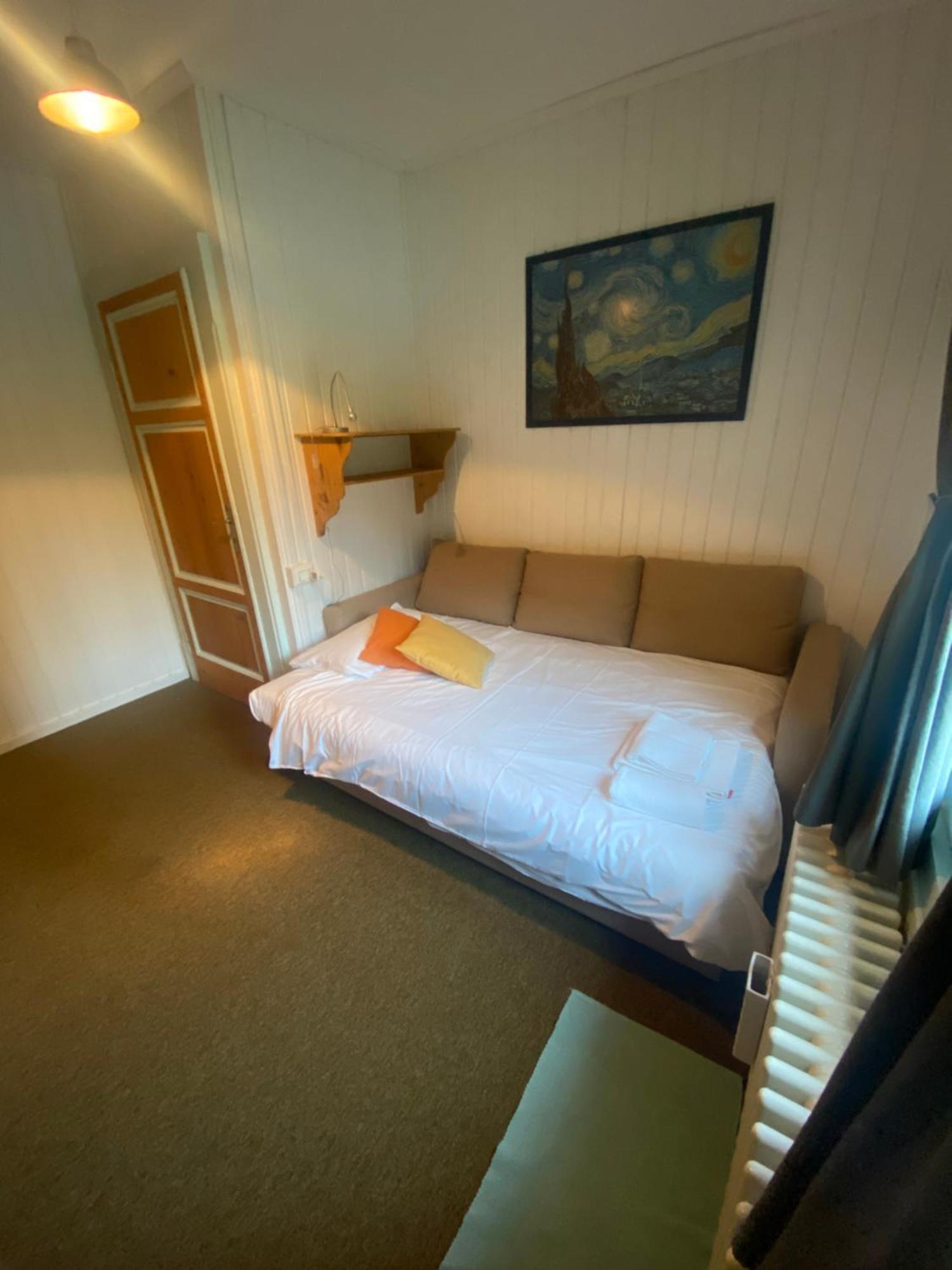 アラーニャ・ヴァルセージア L'Aria Di Casa Bed & Breakfast エクステリア 写真